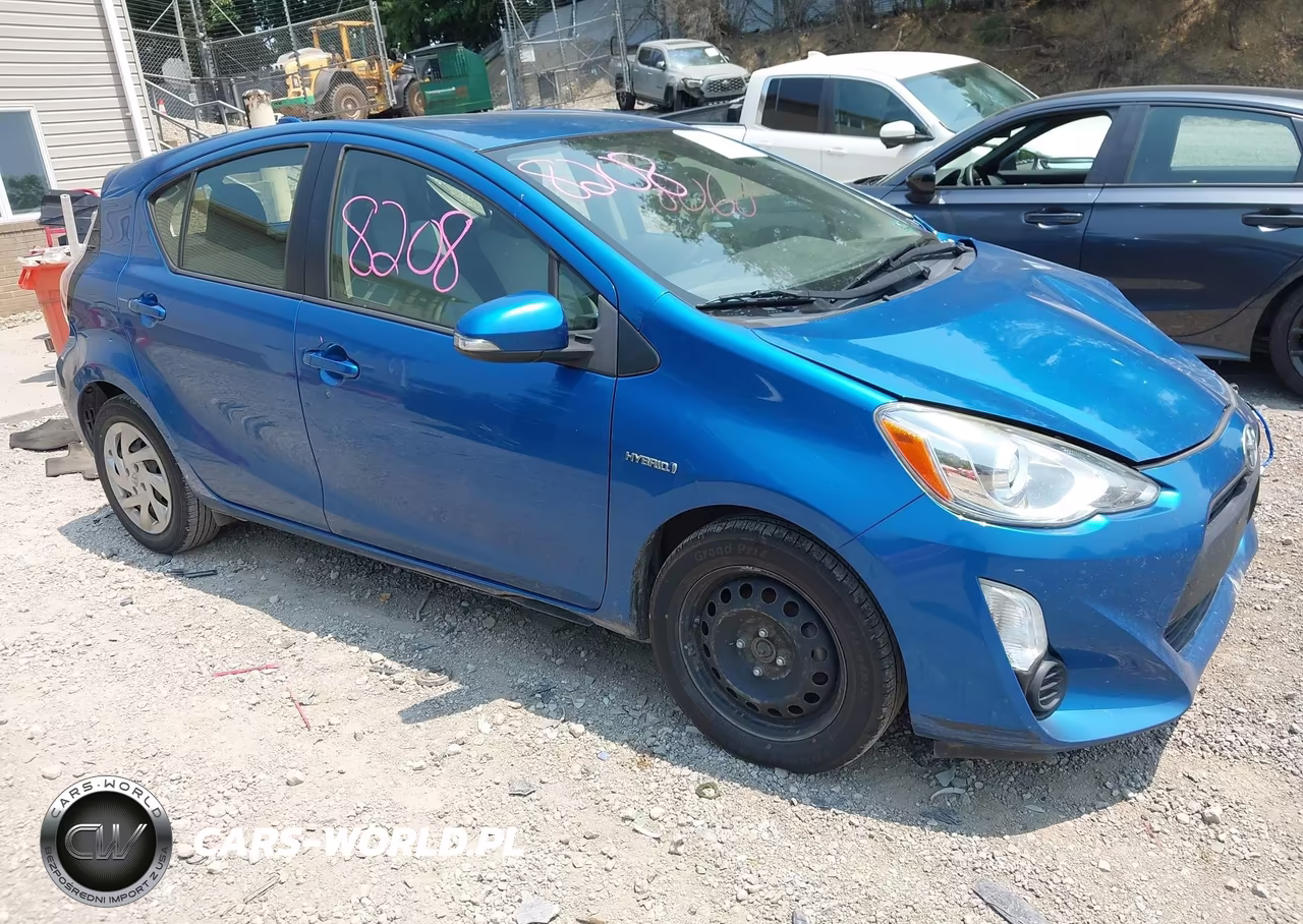2015 Toyota Prius C One