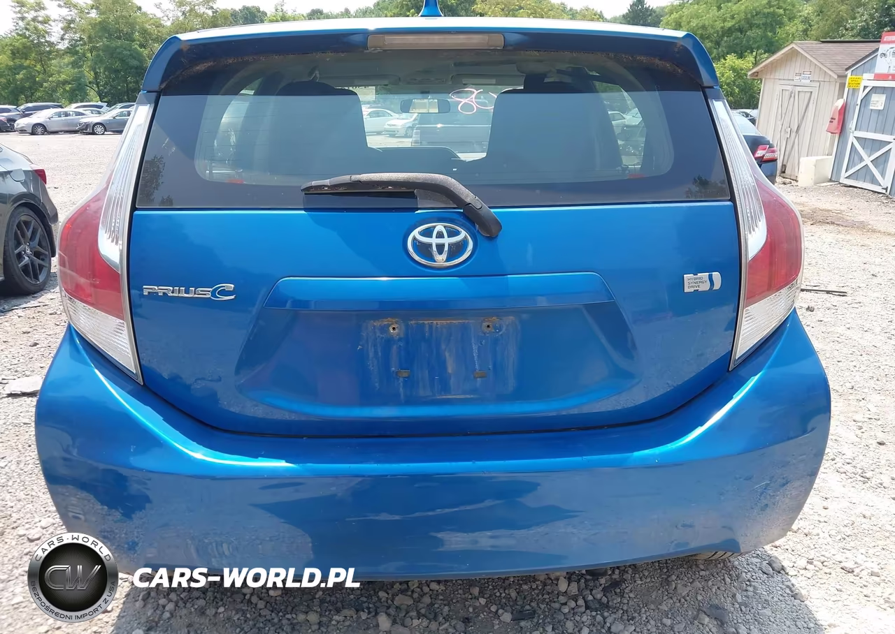 2015 Toyota Prius C One VIN:JTDKDTB33F1586766 - 16