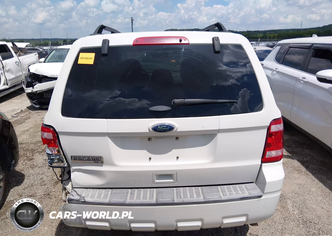 2011 Ford Escape Xlt VIN:1FMCU0D74BKA92659 - 16