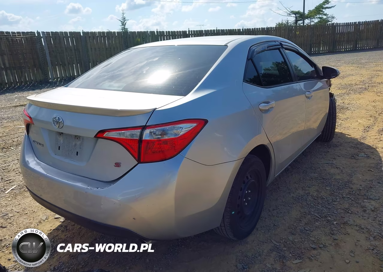 2016 Toyota Corolla S VIN:5YFBURHE1GP476288 - 4