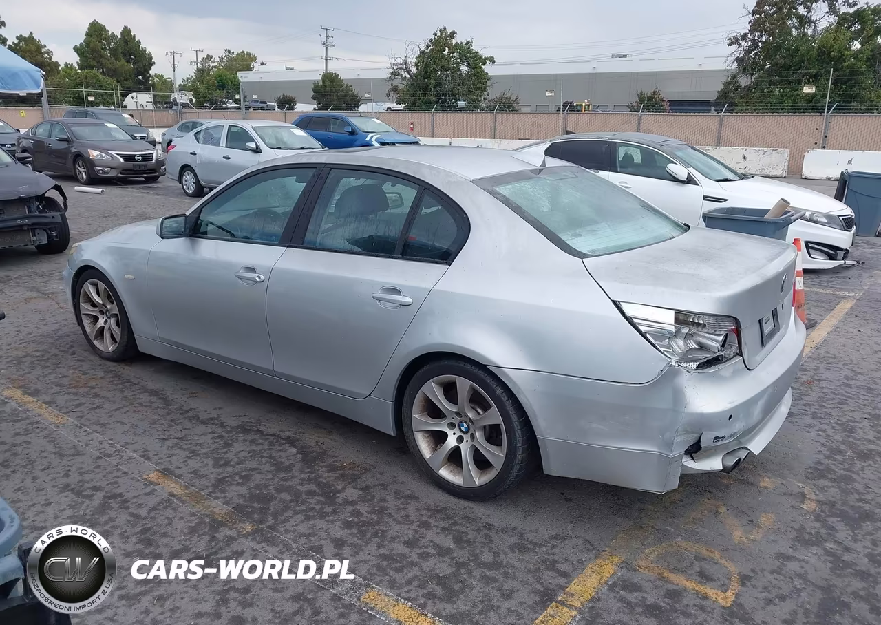 2005 BMW 545I VIN:WBANB33555CN65761 - 3