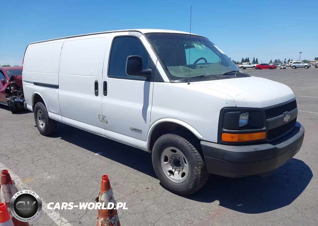 2005 Chevrolet Express Cargo Van