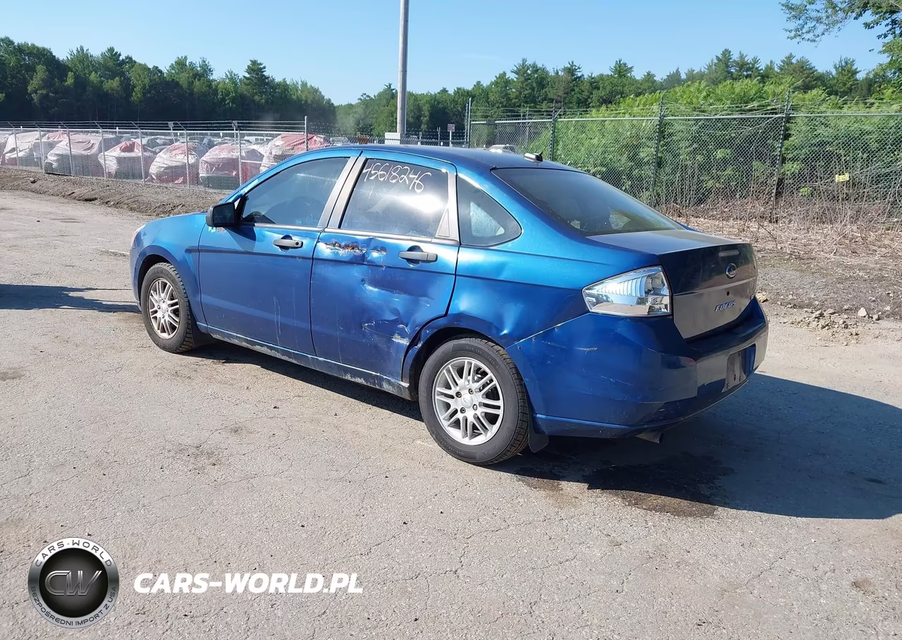 2009 Ford Focus Se VIN:1FAHP35N79W270007 - 3