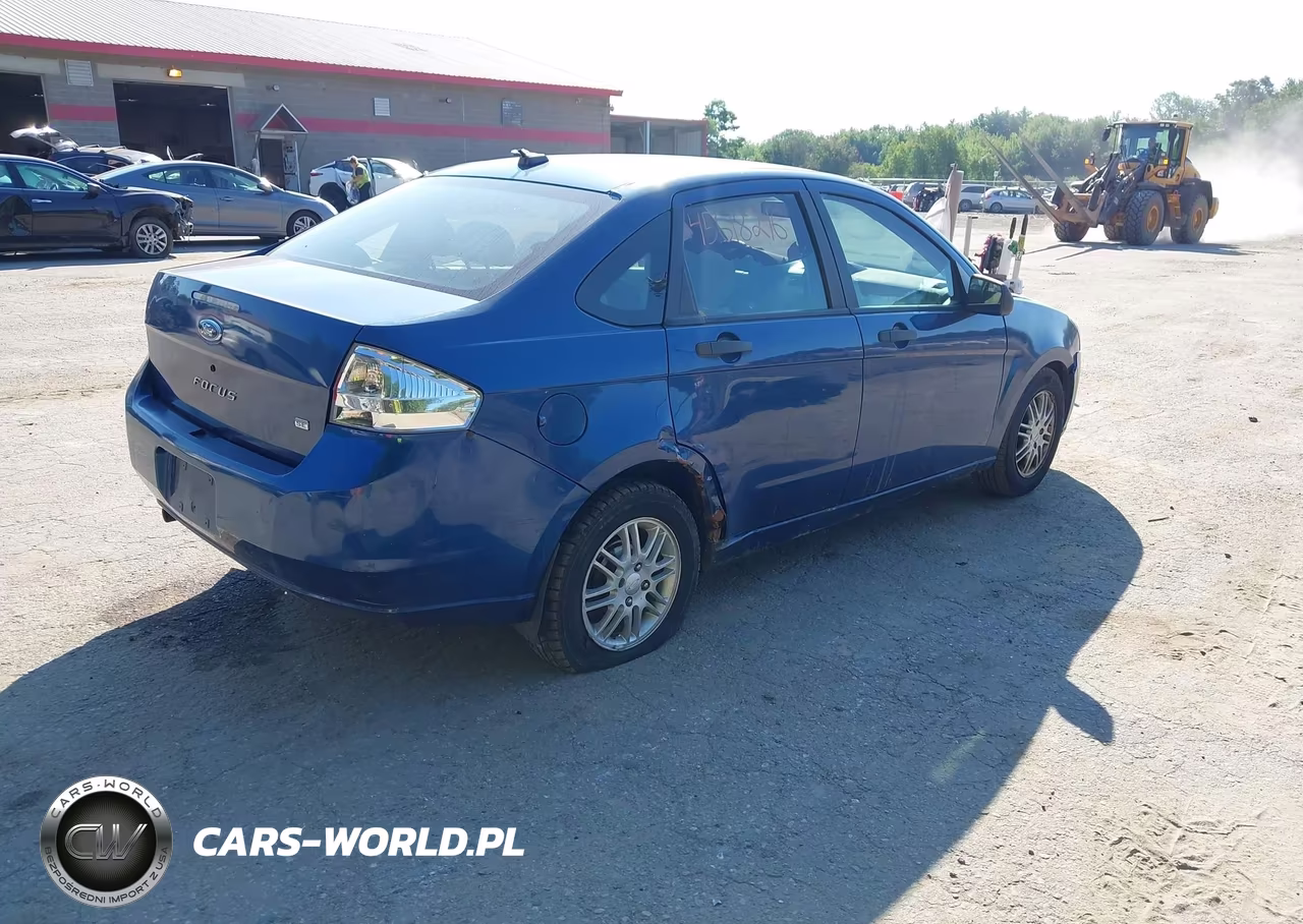 2009 Ford Focus Se VIN:1FAHP35N79W270007 - 4