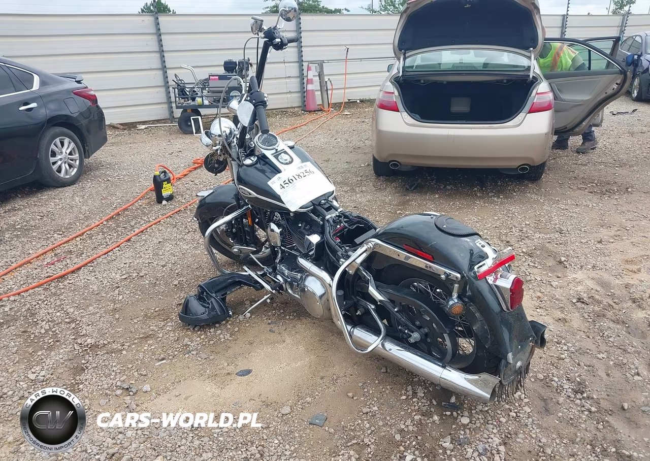 2005 Harley-Davidson Flstsi VIN:1HD1BYB1X5Y085455 - 3