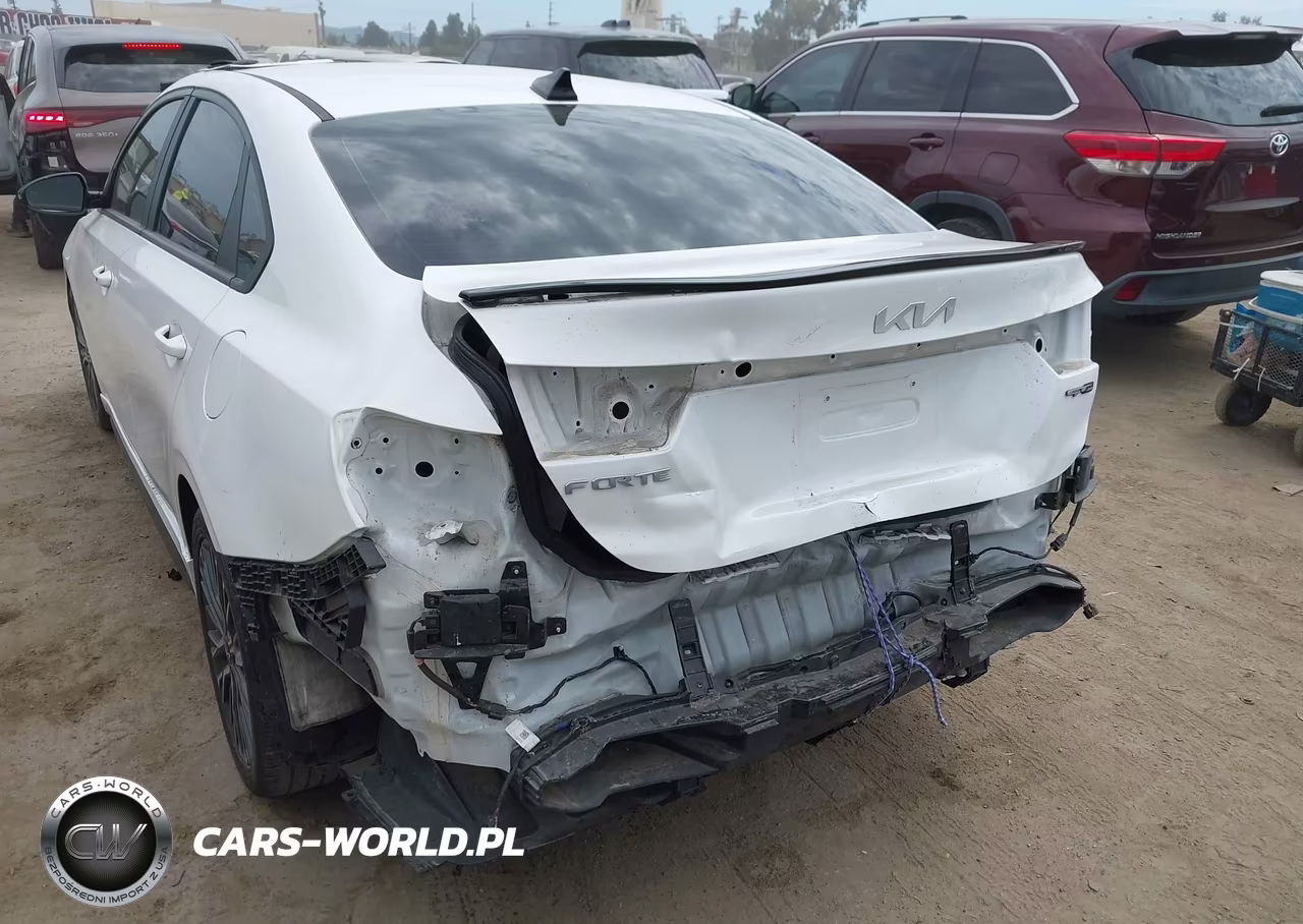 2023 Kia Forte Gt-Line VIN:3KPF54AD9PE559195 - 6