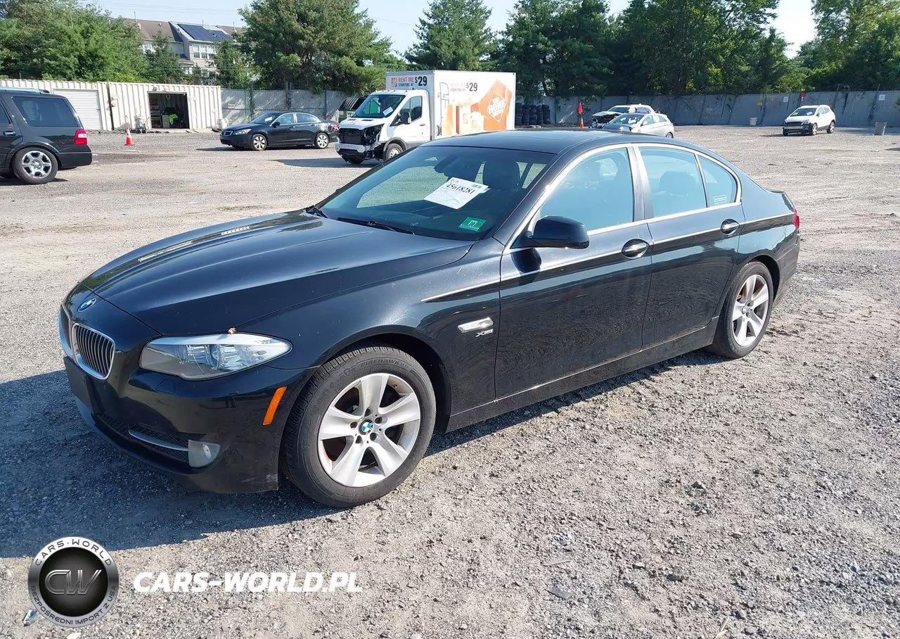 2012 BMW 528I xDrive VIN:WBAXH5C59CDW11697 - 2