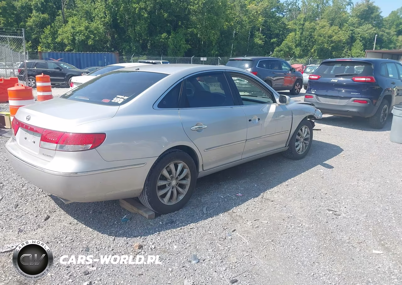 2006 Hyundai Azera Limited-Se VIN:KMHFC46F76A050932 - 4