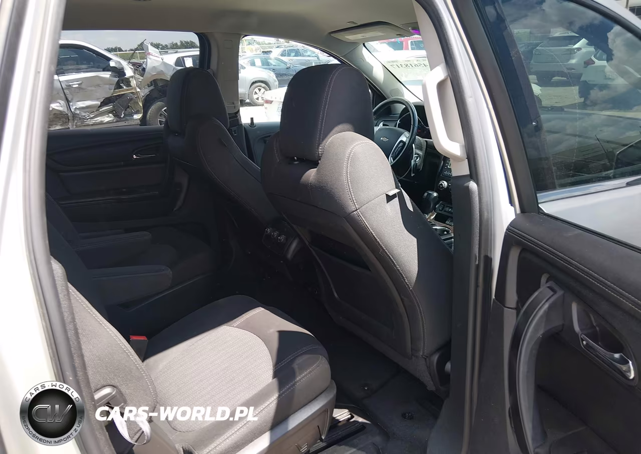 2017 Chevrolet Traverse Lt VIN:1GNKRGKD5HJ301898 - 8