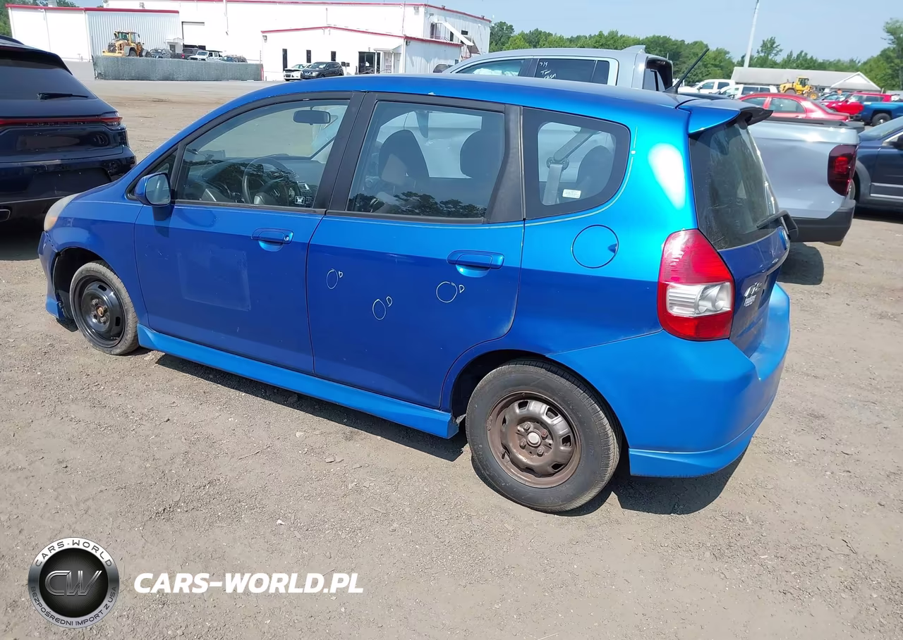 2008 Honda Fit Sport VIN:JHMGD38648S036981 - 3