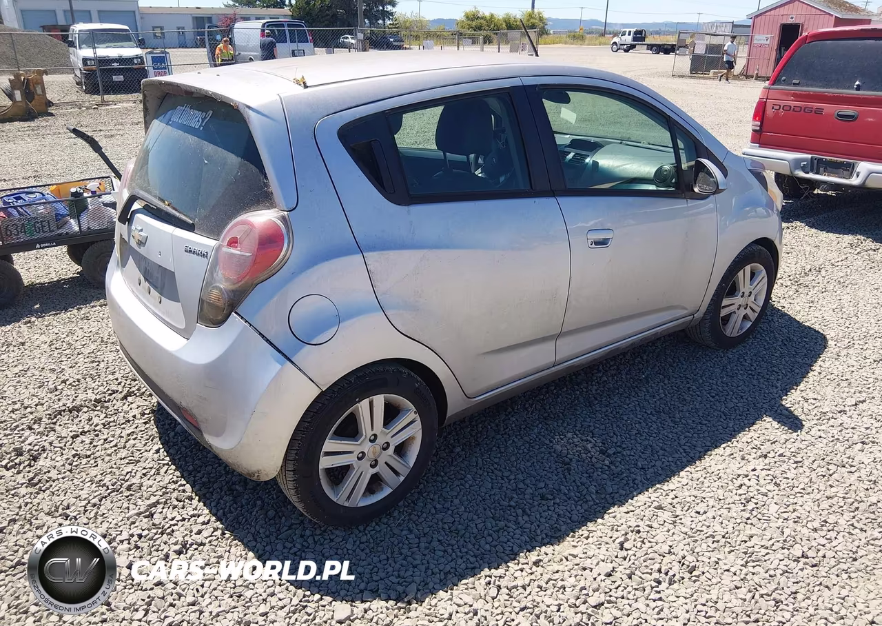 2014 Chevrolet Spark 1Lt Auto VIN:KL8CD6S90EC560812 - 4