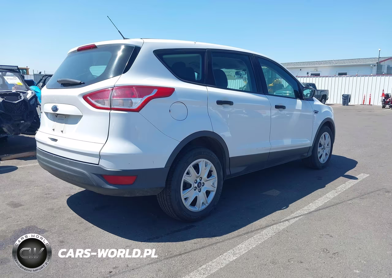 2015 Ford Escape S VIN:1FMCU0F75FUC80758 - 4