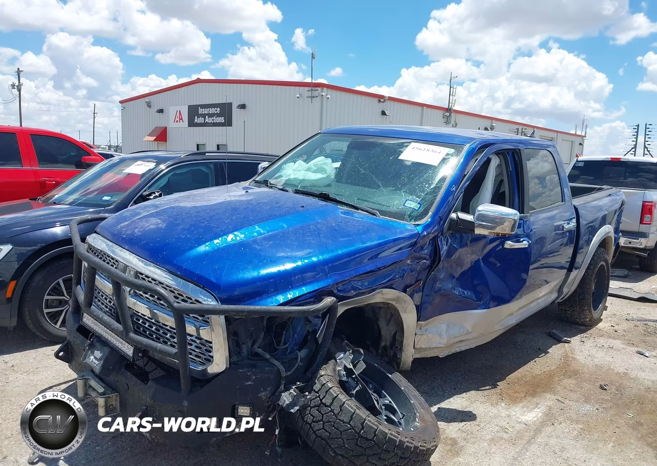 2015 Ram 1500 Laramie VIN:1C6RR7NM0FS531673 - 2