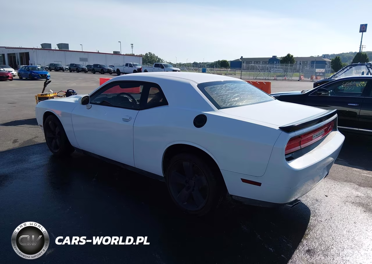 2013 Dodge Challenger Sxt VIN:2C3CDYAGXDH632702 - 3