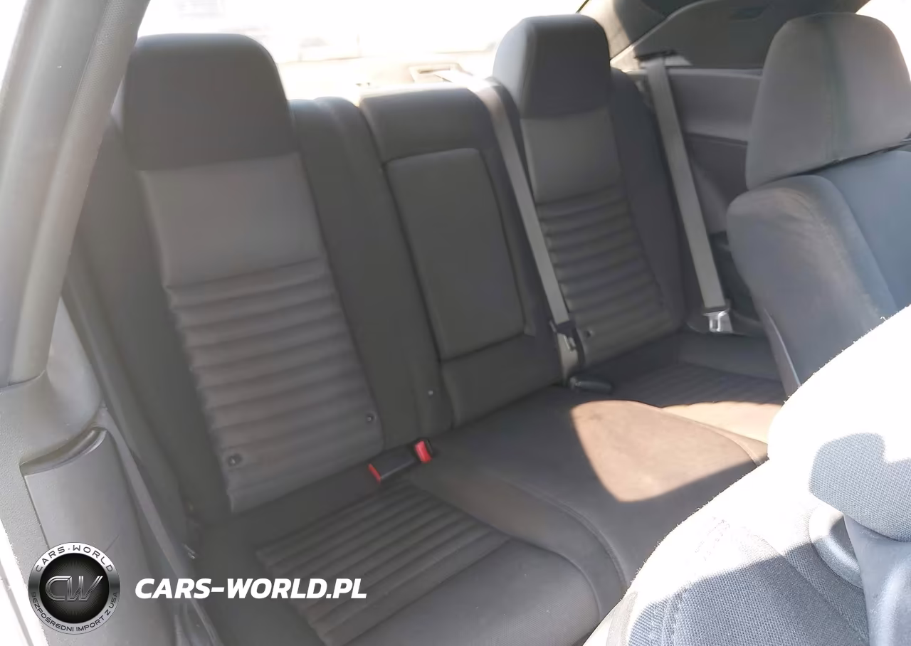 2013 Dodge Challenger Sxt VIN:2C3CDYAGXDH632702 - 8