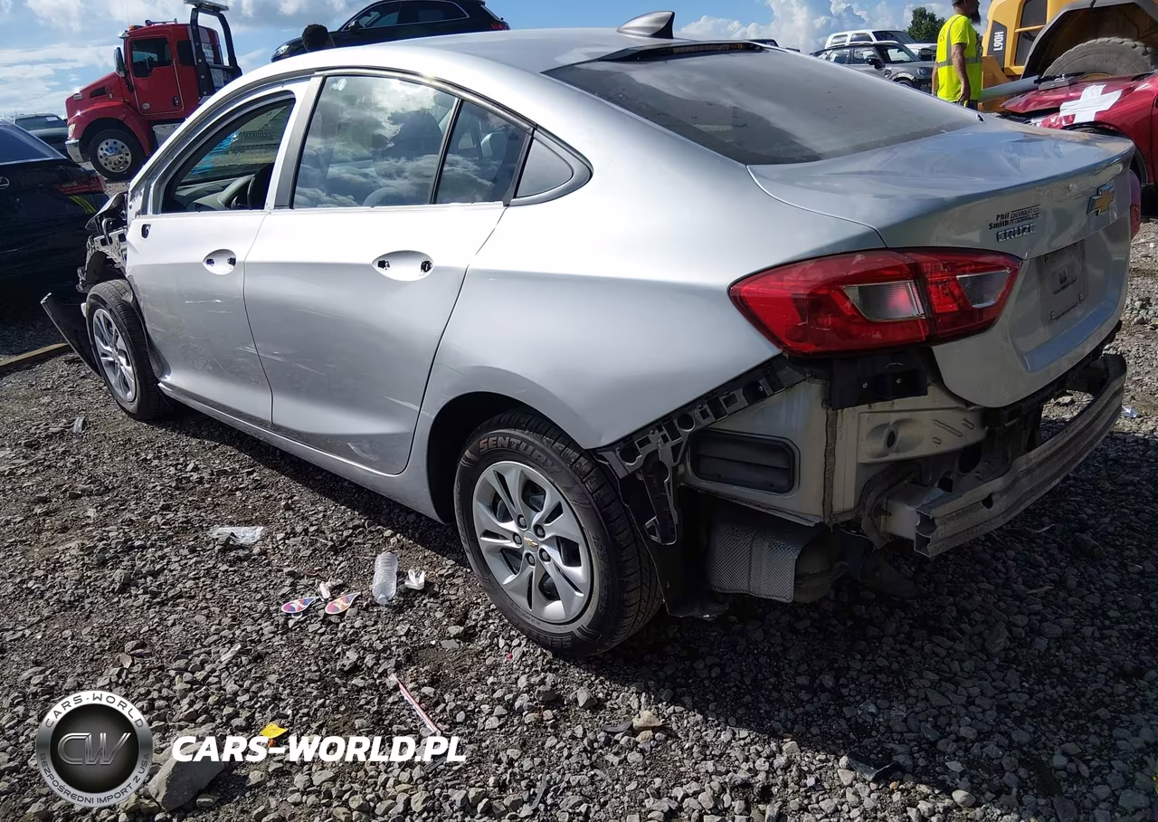 2019 Chevrolet Cruze Ls VIN:1G1BC5SM0K7126682 - 3