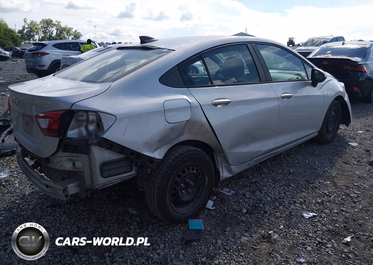 2019 Chevrolet Cruze Ls VIN:1G1BC5SM0K7126682 - 4