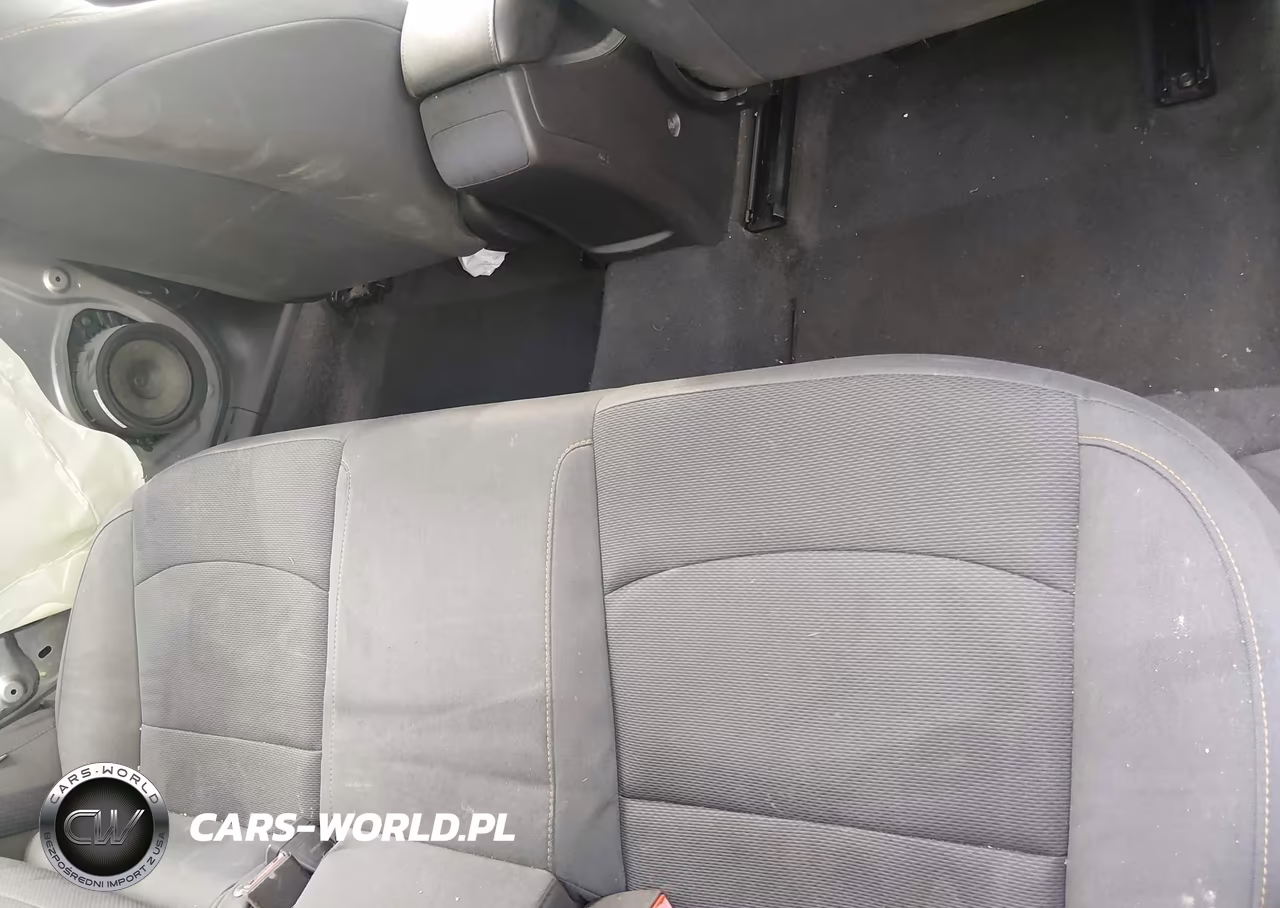 2019 Chevrolet Cruze Ls VIN:1G1BC5SM0K7126682 - 8