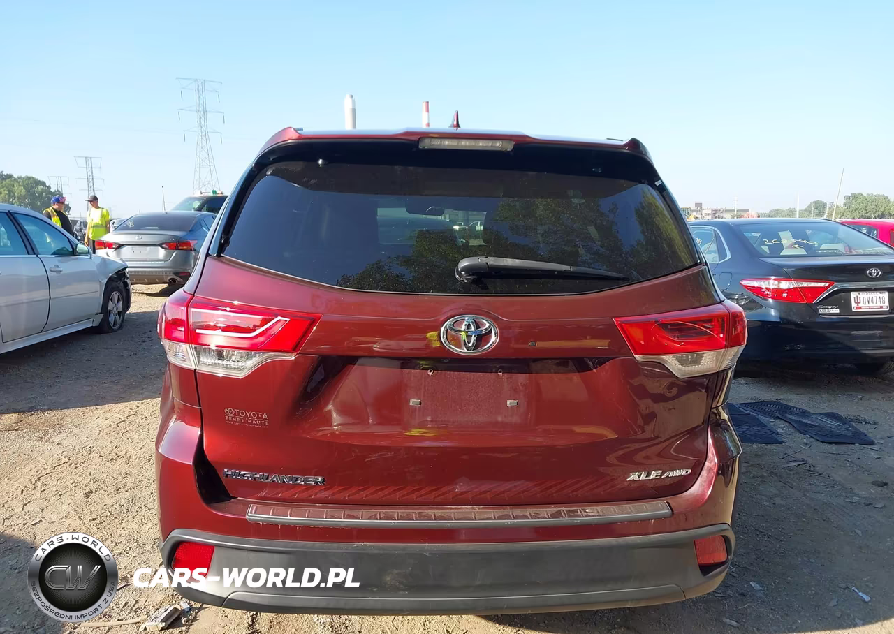 2017 Toyota Highlander Xle VIN:5TDJZRFH9HS370819 - 17
