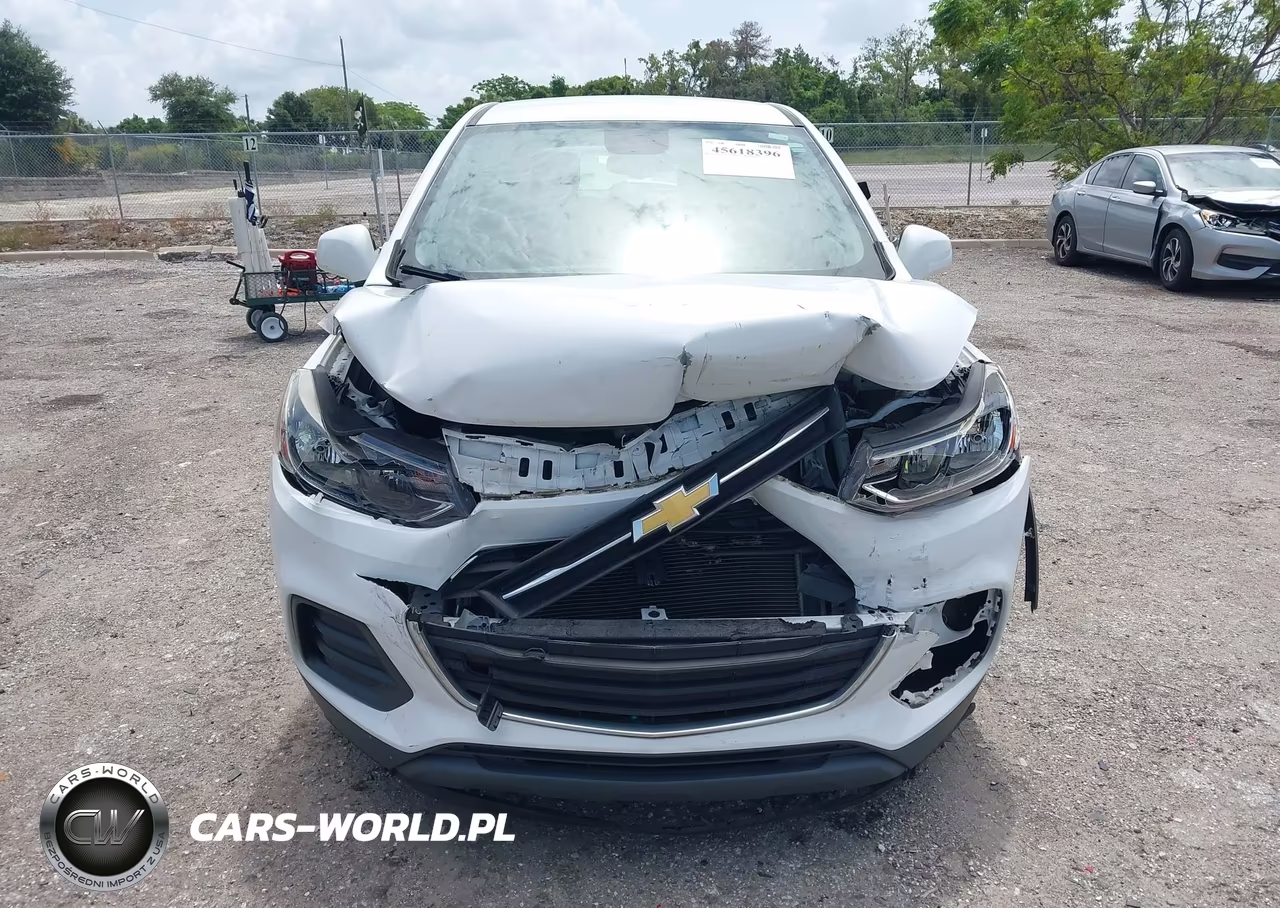 2019 Chevrolet Trax Ls VIN:3GNCJKSB8KL139357 - 12