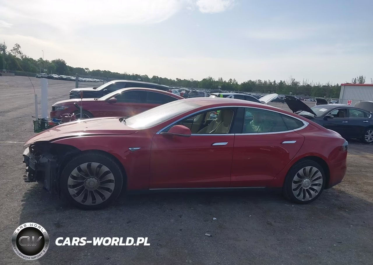 2015 Tesla Model S 70D-85D-P85D VIN:5YJSA1S21FF081871 - 13