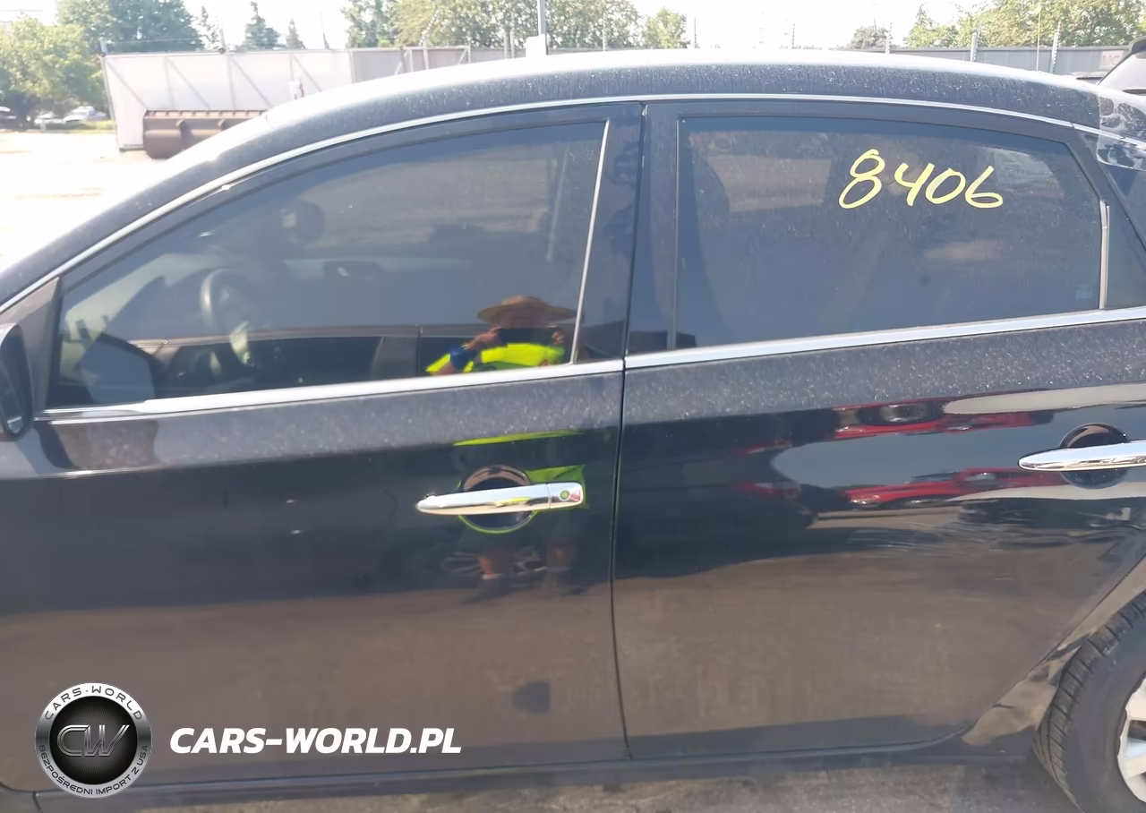 2019 Nissan Sentra S VIN:3N1AB7AP8KY364648 - 14