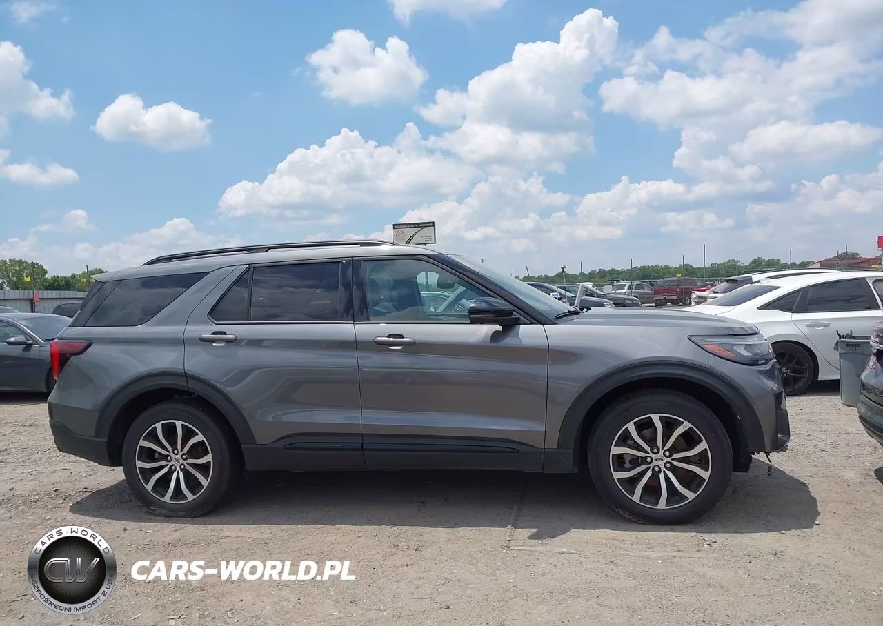 2026 Ford Explorer St-Line VIN:1FMUK8KH4TGA55782 - 12
