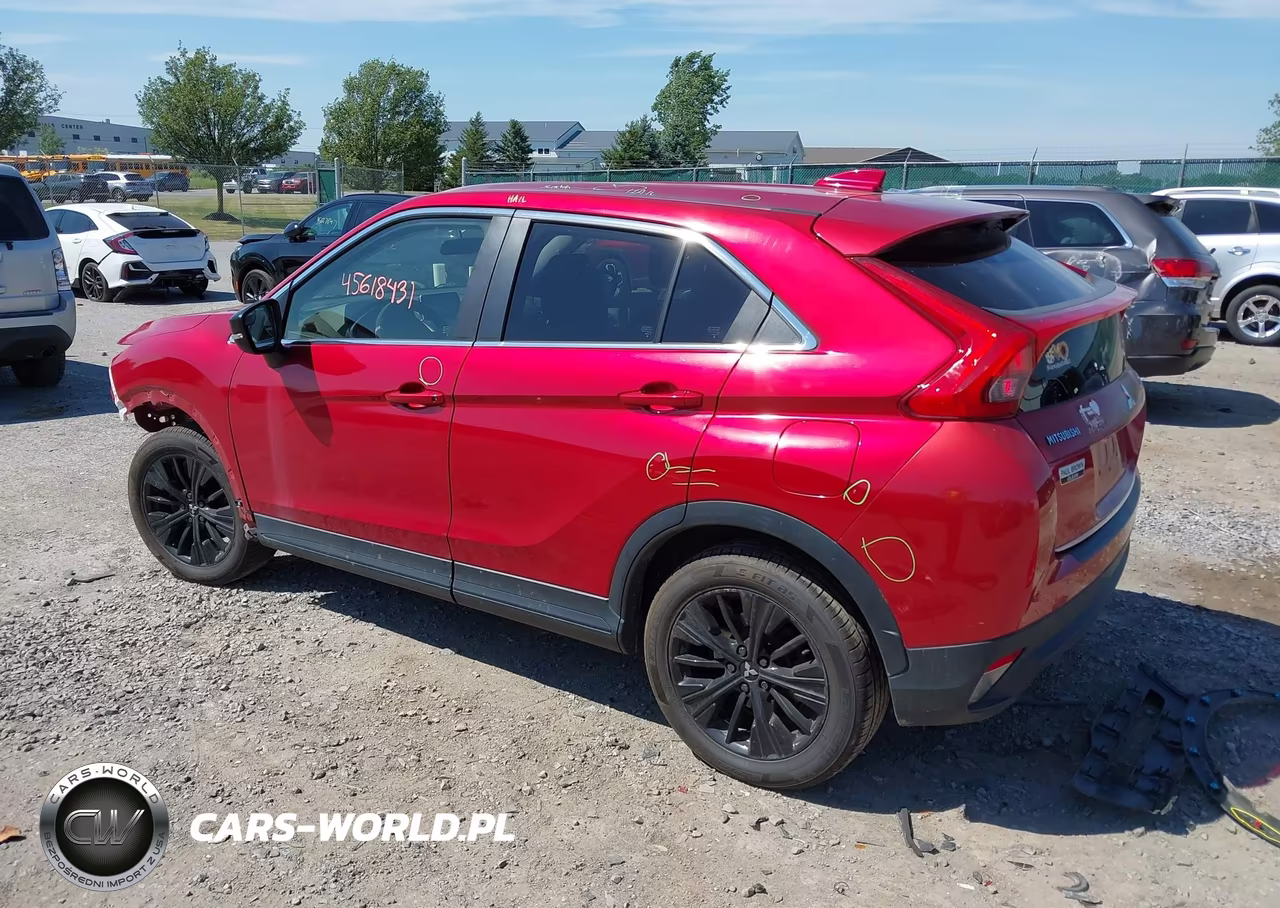 2018 Mitsubishi Eclipse Cross Le VIN:JA4AT4AA5JZ049213 - 3