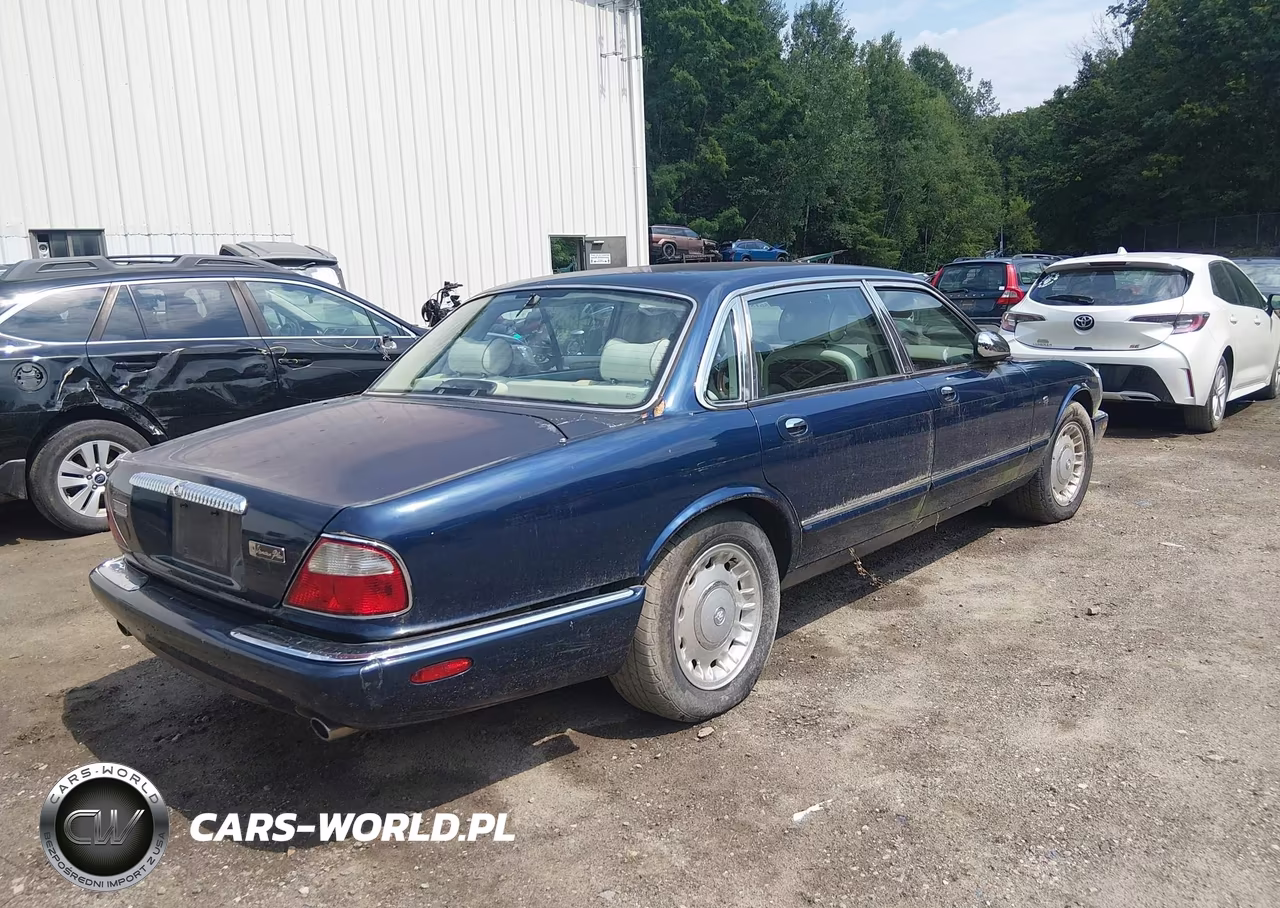 2000 Jaguar Xj Vanden Plas VIN:SAJDA24C9YLF06939 - 4