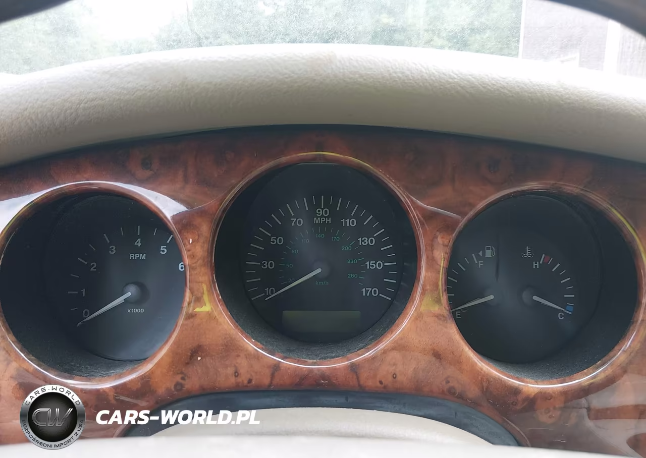 2000 Jaguar Xj Vanden Plas VIN:SAJDA24C9YLF06939 - 7