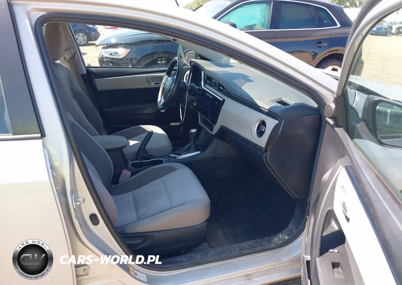 2017 Toyota Corolla Le VIN:2T1BURHE3HC774312 - 5