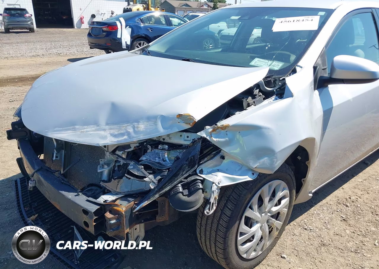 2017 Toyota Corolla Le VIN:2T1BURHE3HC774312 - 6