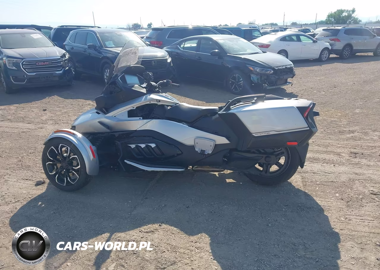 2025 Can-Am Spyder Roadster Rt-Rt Limited VIN:2BXNBDD27SV000547 - 14