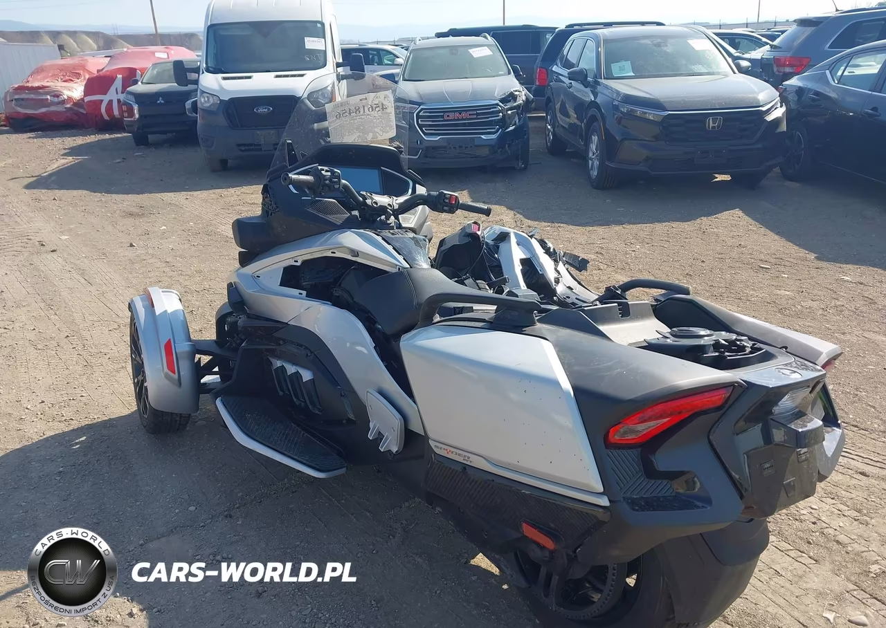 2025 Can-Am Spyder Roadster Rt-Rt Limited VIN:2BXNBDD27SV000547 - 3