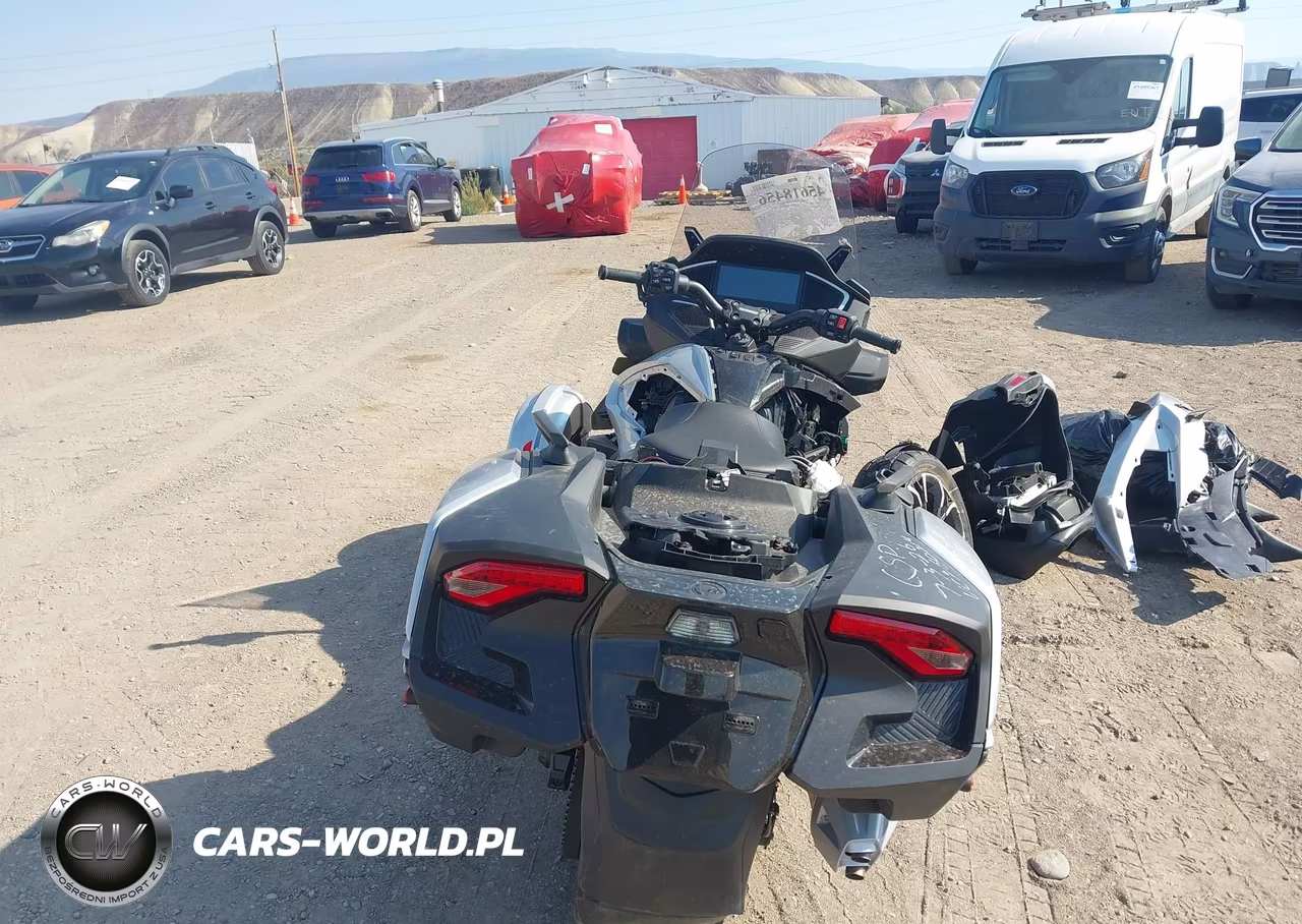 2025 Can-Am Spyder Roadster Rt-Rt Limited VIN:2BXNBDD27SV000547 - 6