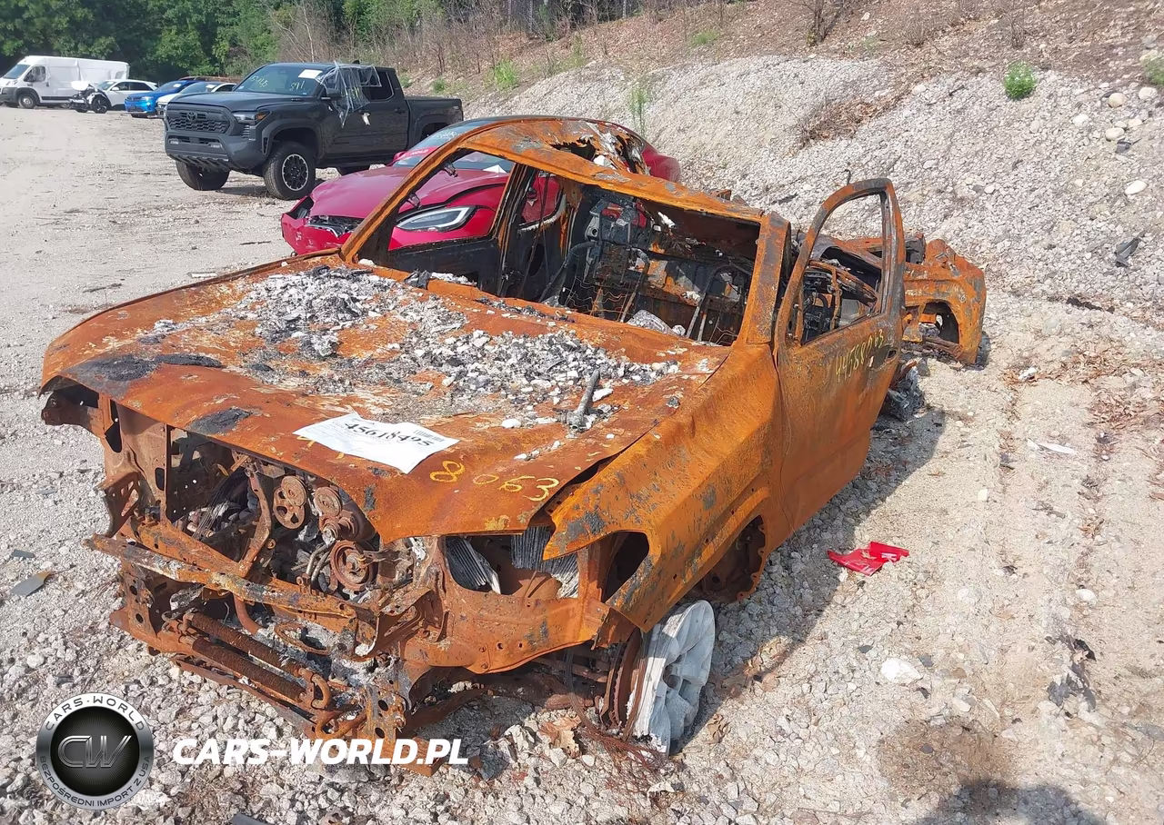 2018 Toyota Tacoma Sr5 V6 VIN:5TFSZ5AN0JX163634 - 2