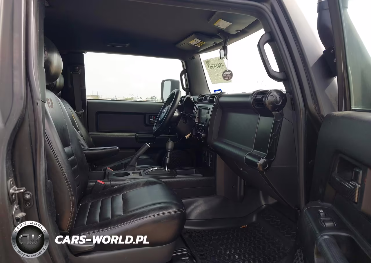 2007 Toyota Fj Cruiser VIN:JTEZU11FX70018578 - 5