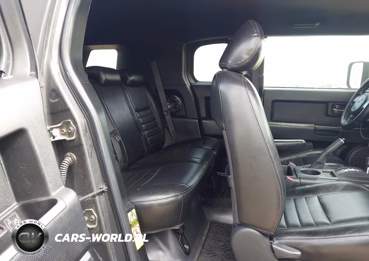 2007 Toyota Fj Cruiser VIN:JTEZU11FX70018578 - 8