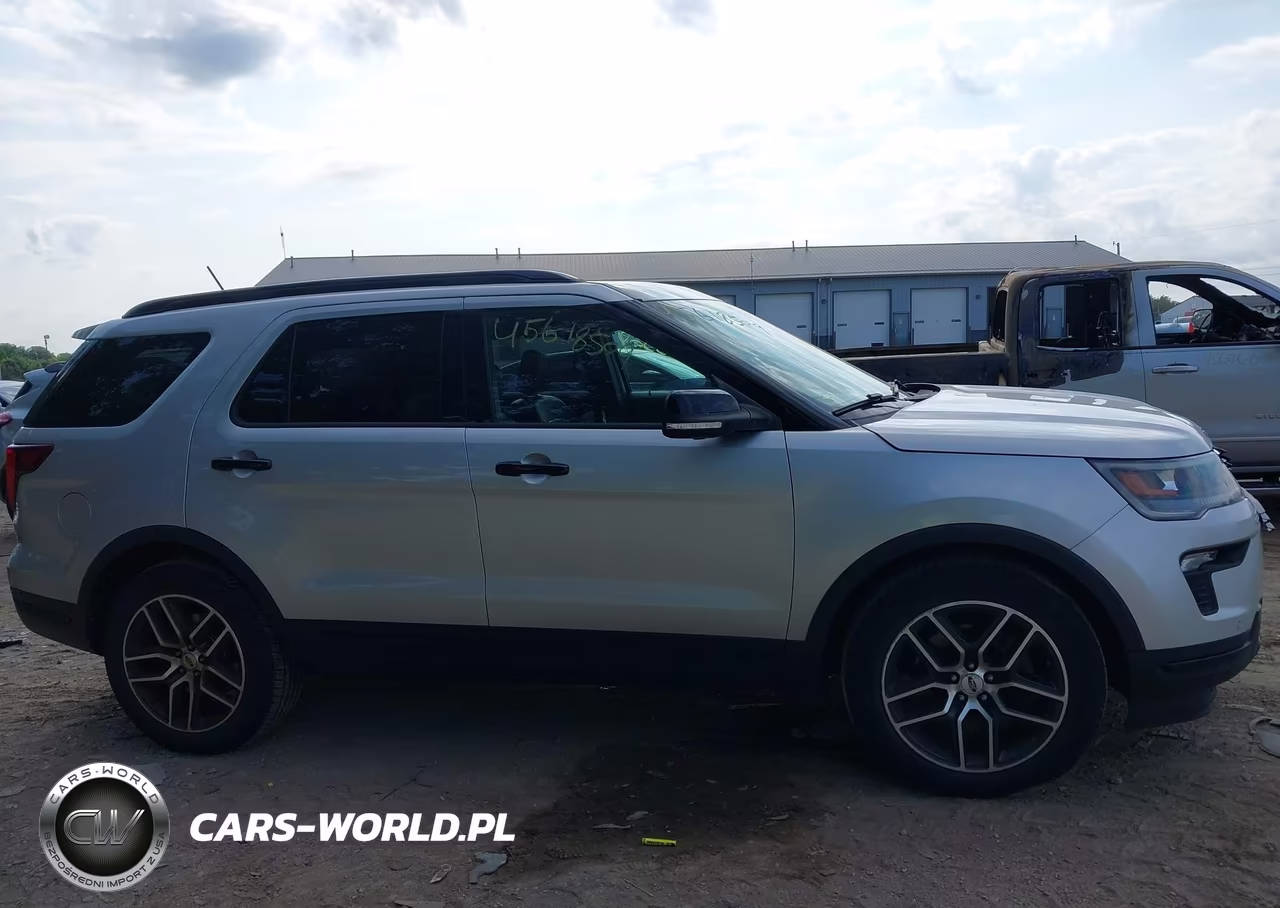 2019 Ford Explorer Sport VIN:1FM5K8GT6KGB42633 - 13