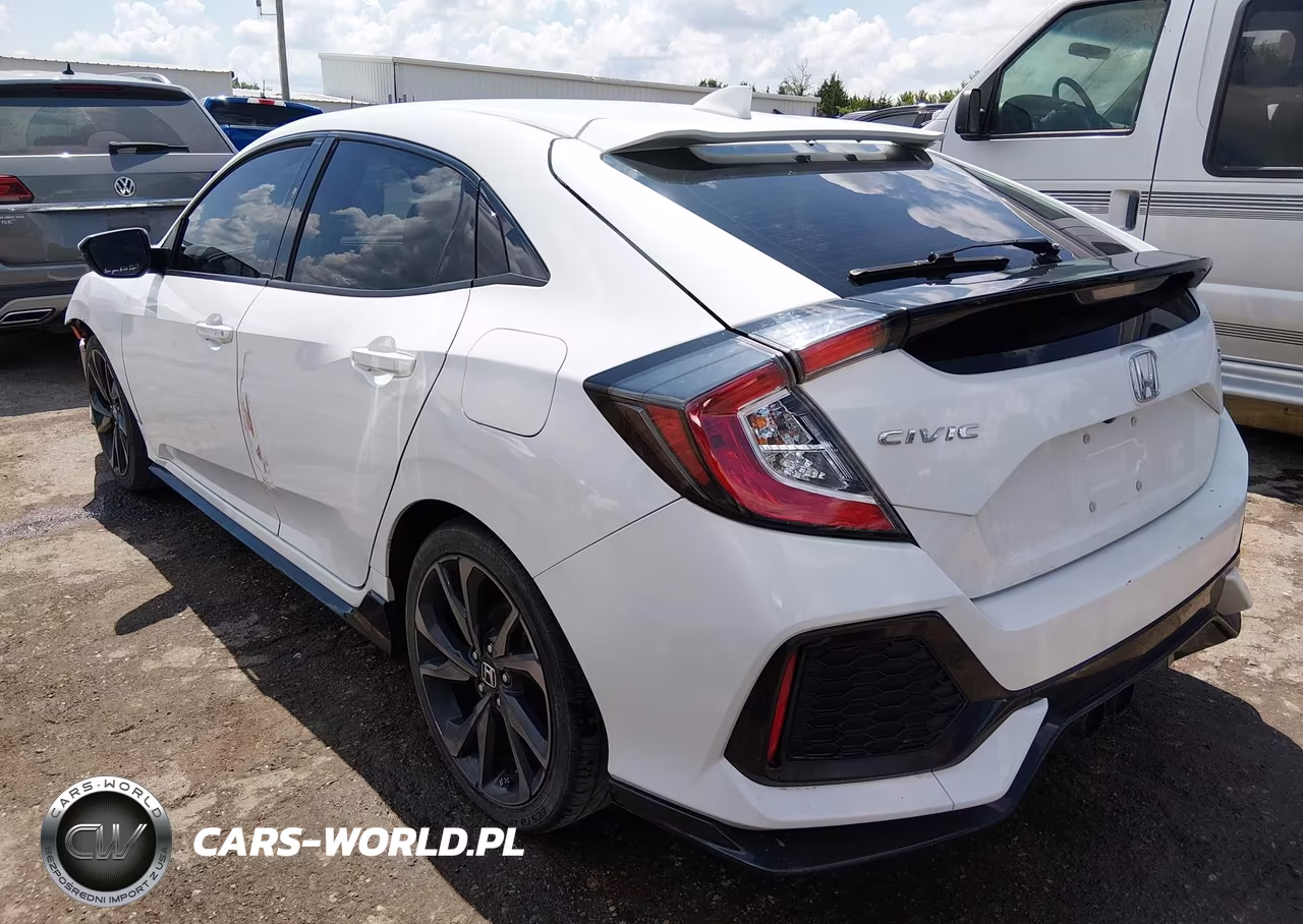 2018 Honda Civic Sport Touring VIN:SHHFK7H98JU206829 - 3