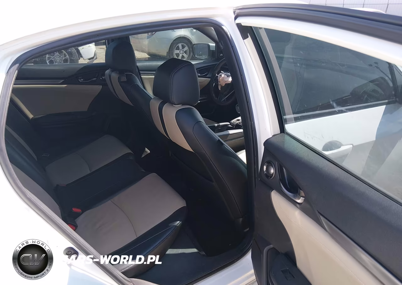 2018 Honda Civic Sport Touring VIN:SHHFK7H98JU206829 - 8