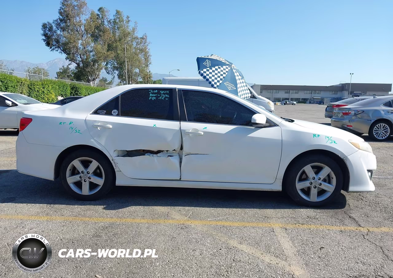 2013 Toyota Camry Se VIN:4T1BF1FK5DU657229 - 13