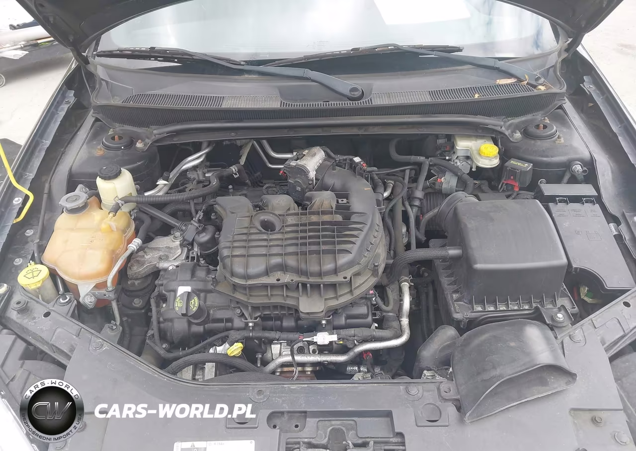 2014 Chrysler 200 Limited VIN:1C3CCBCG1EN100227 - 10
