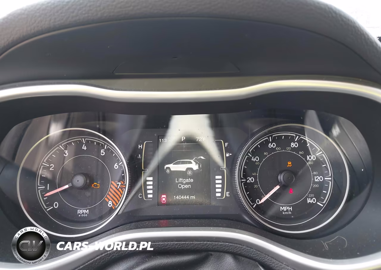 2014 Jeep Cherokee Latitude VIN:1C4PJLCS6EW314511 - 7