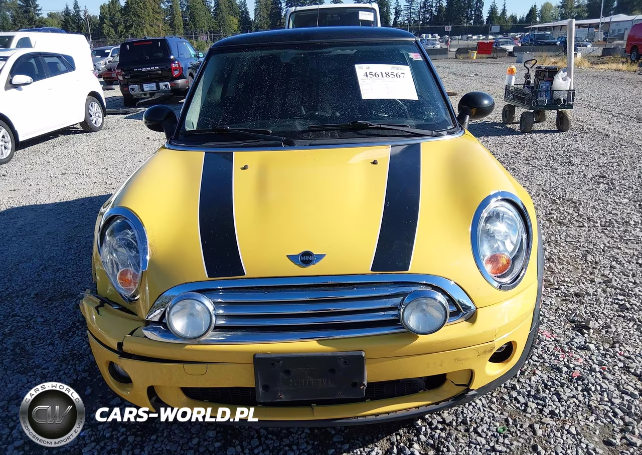 2008 Mini Cooper Hardtop VIN:WMWMF33558TT61787 - 12
