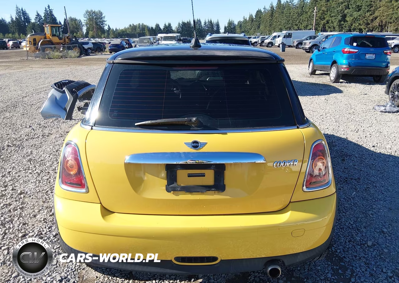 2008 Mini Cooper Hardtop VIN:WMWMF33558TT61787 - 16