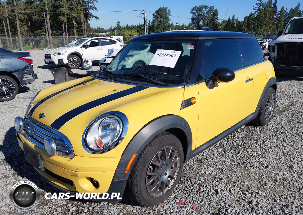 2008 Mini Cooper Hardtop VIN:WMWMF33558TT61787 - 2