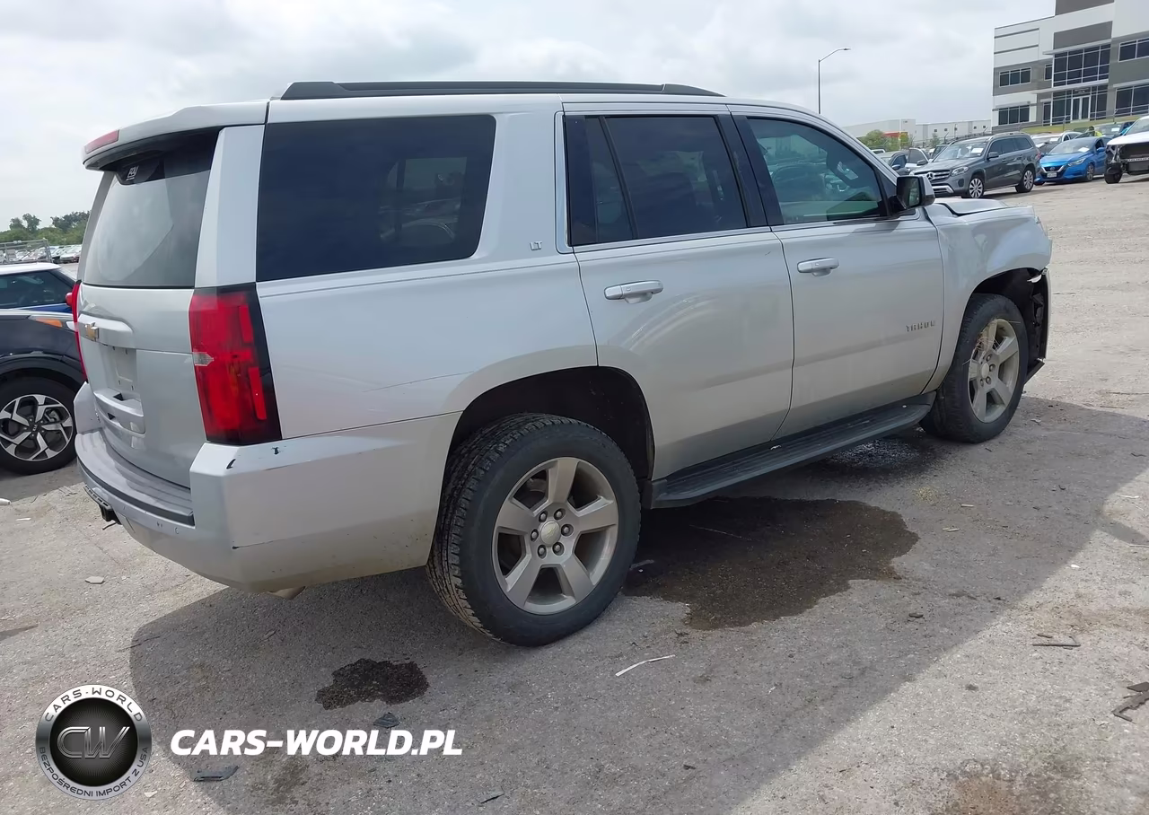 2018 Chevrolet Tahoe Lt VIN:1GNSCBKC6JR350983 - 4