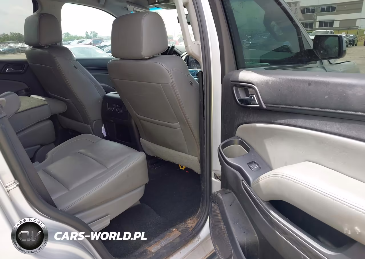 2018 Chevrolet Tahoe Lt VIN:1GNSCBKC6JR350983 - 8