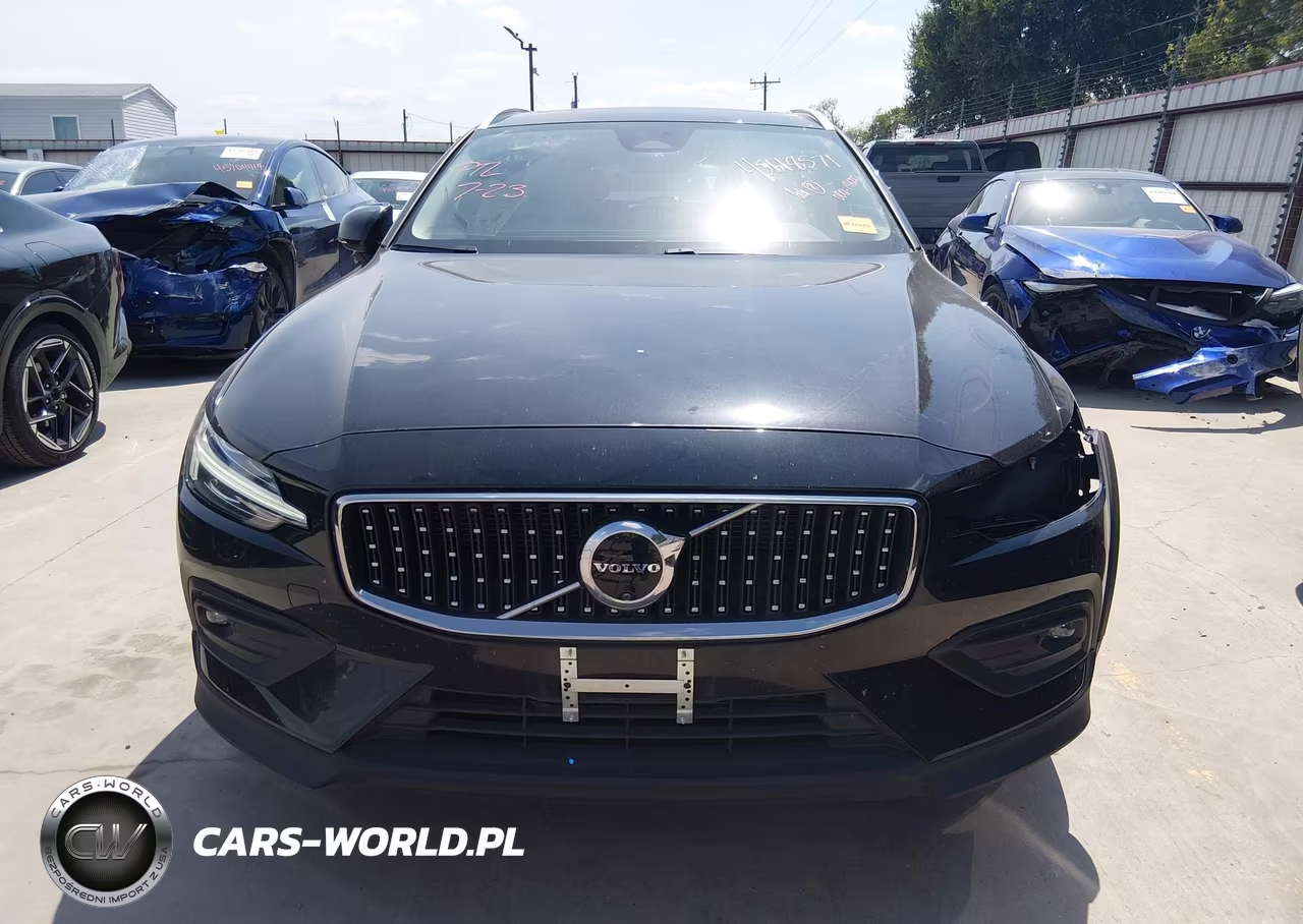 2025 Volvo V60 Cross Country Plus, B5 Awd Gas (Mild Hybrid) VIN:YV4L12WK0S2147065 - 13
